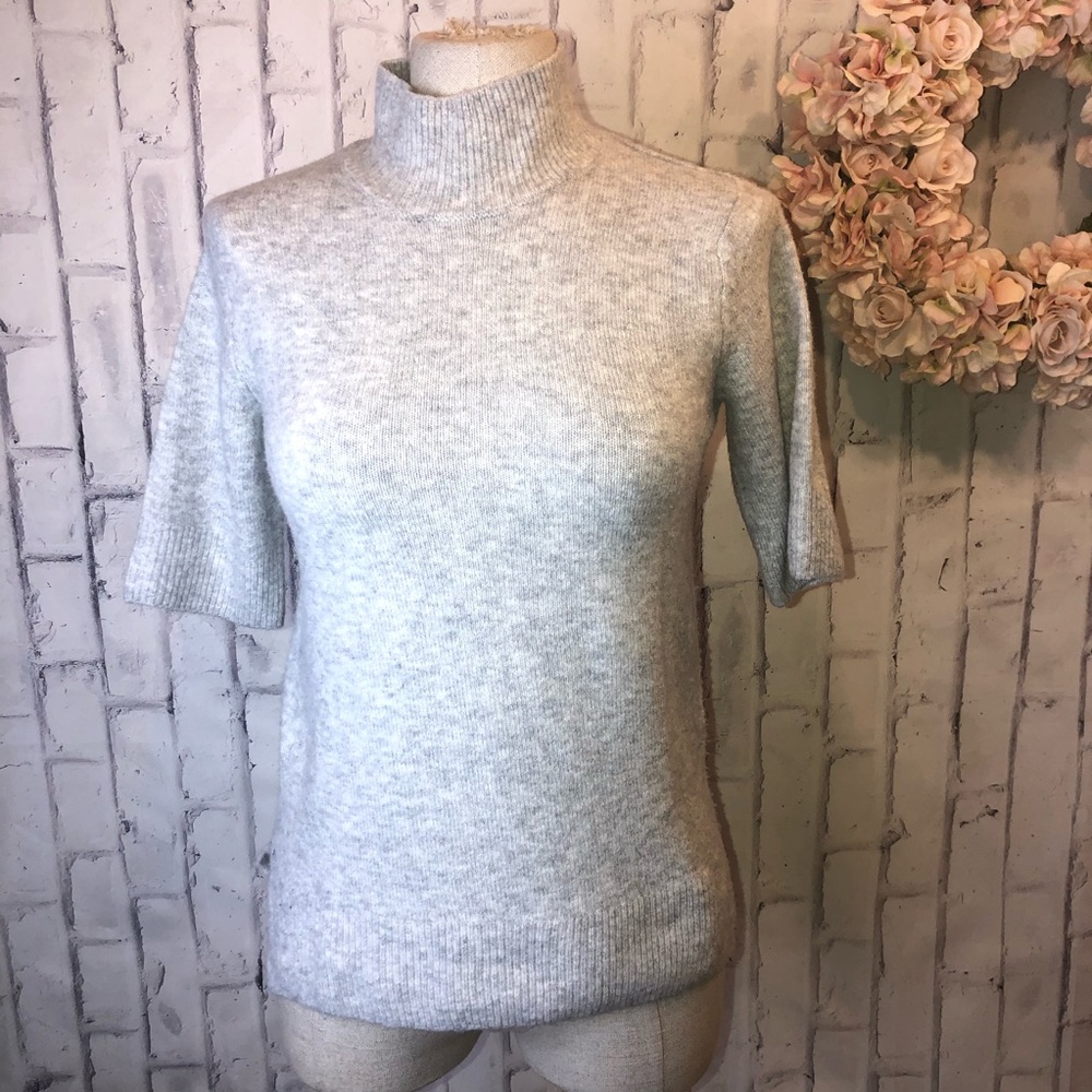Adrienne Vittadini gray wool blend turtleneck